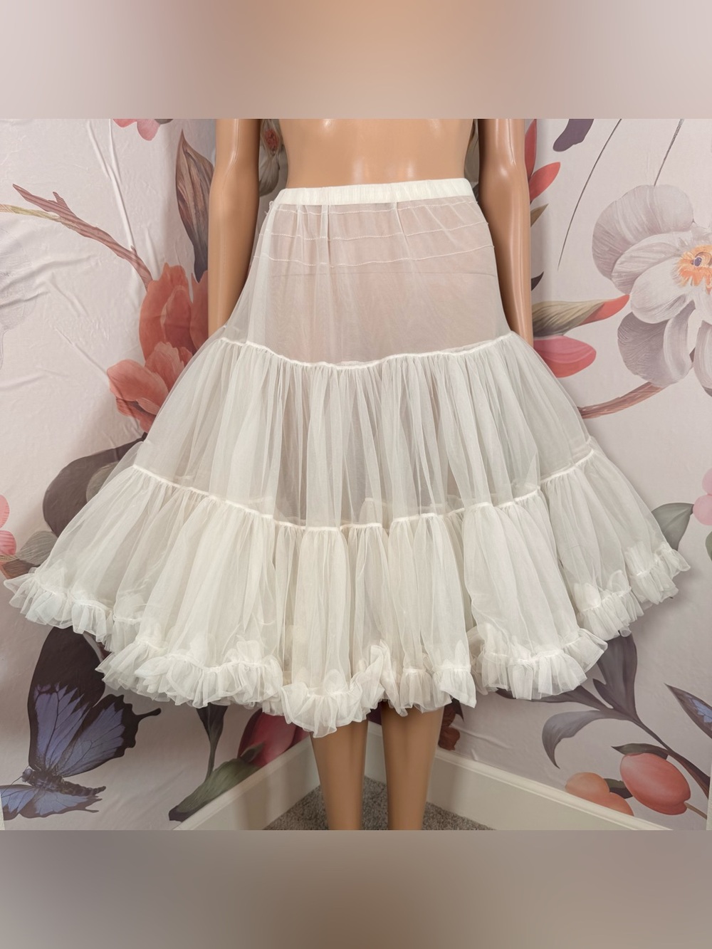Vintage White Tiered Tulle Petticoat Skirt by Malco Modes - Large